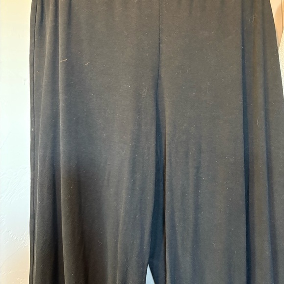 Eileen Fisher Black V-Neck Top - Picture 7 of 7